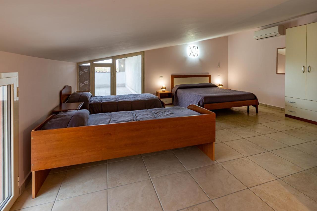 Il Contado B&B Castel Sant'Elia エクステリア 写真